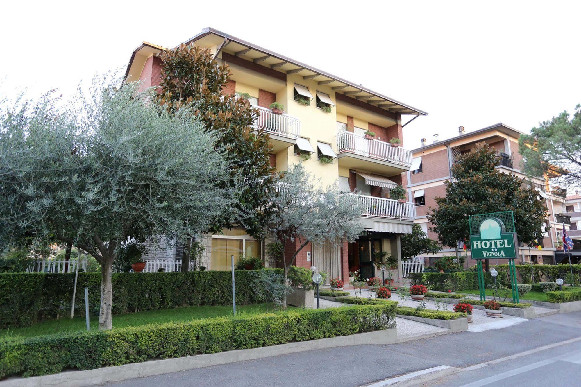 Hotel Vignola Assisi Luaran gambar